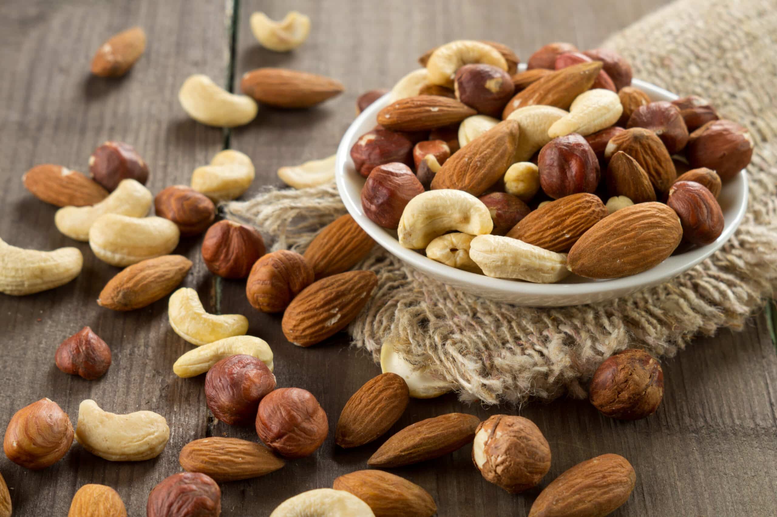 Nuts May Help To Reduce Metabolic Syndrome