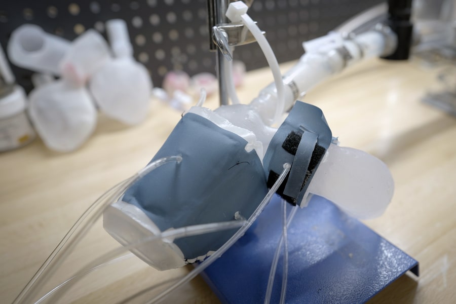 Custom, 3D-printed heart replicas look and pump just like the real thing